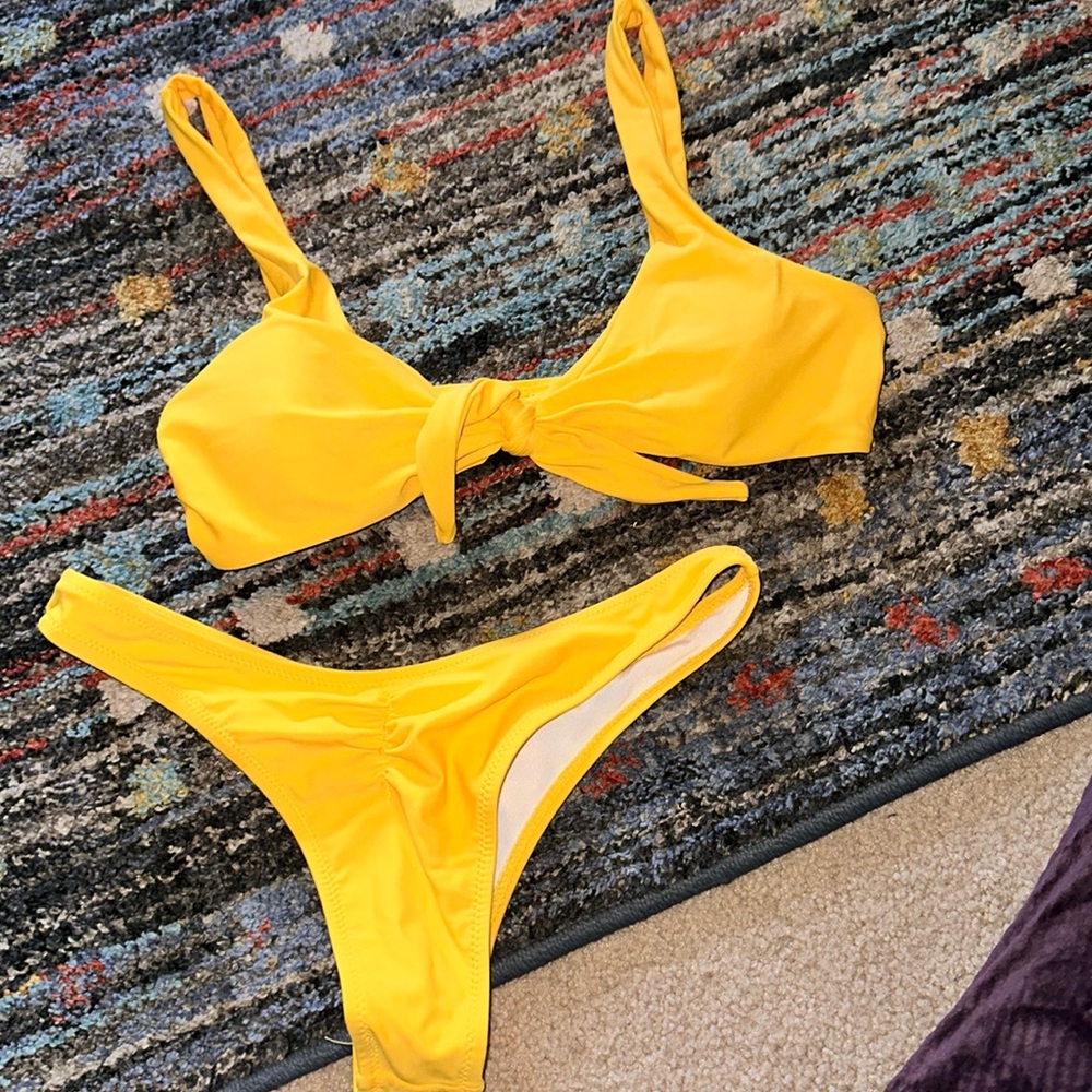 Yellow bikini with scrunched bottoms